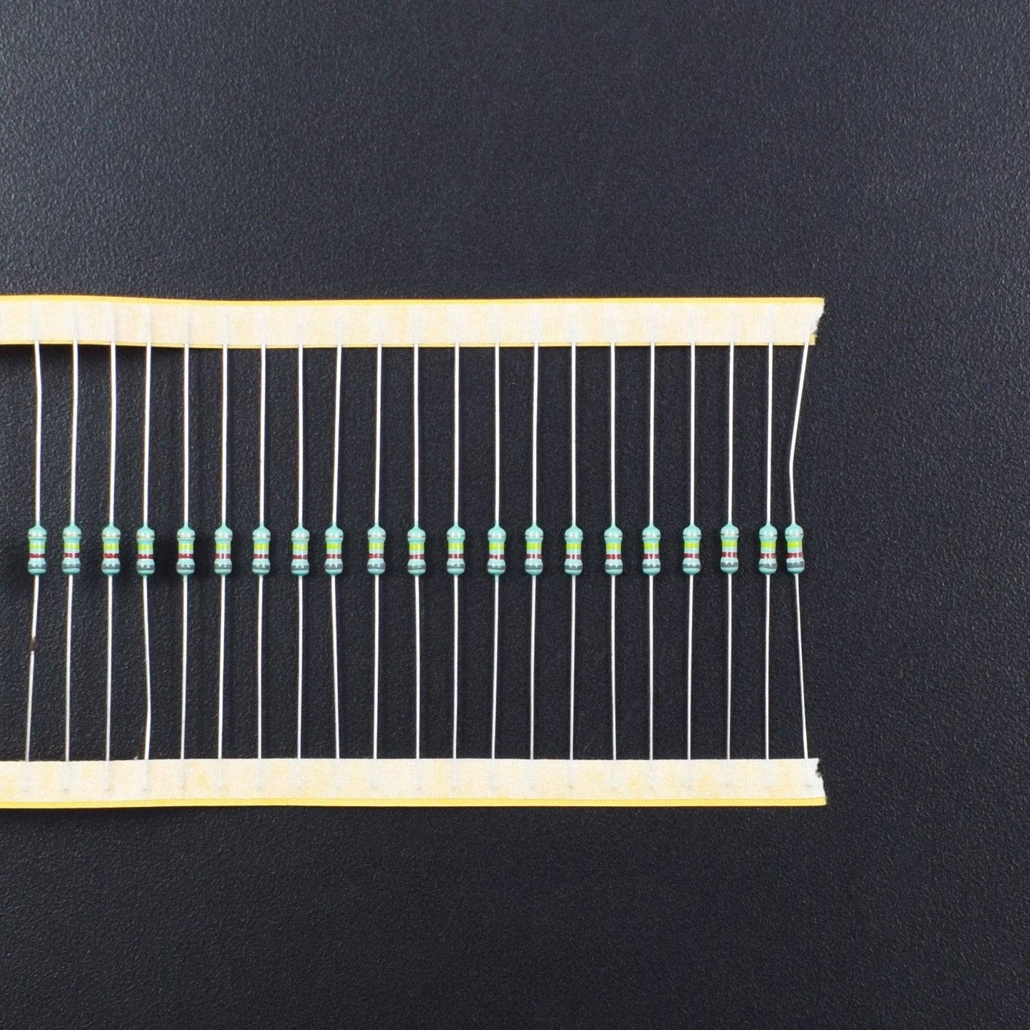 820k-Ohm Resistance 1/4W Power Rating  5% Tolerance Carbon Film Resistor -RS506 - REES52