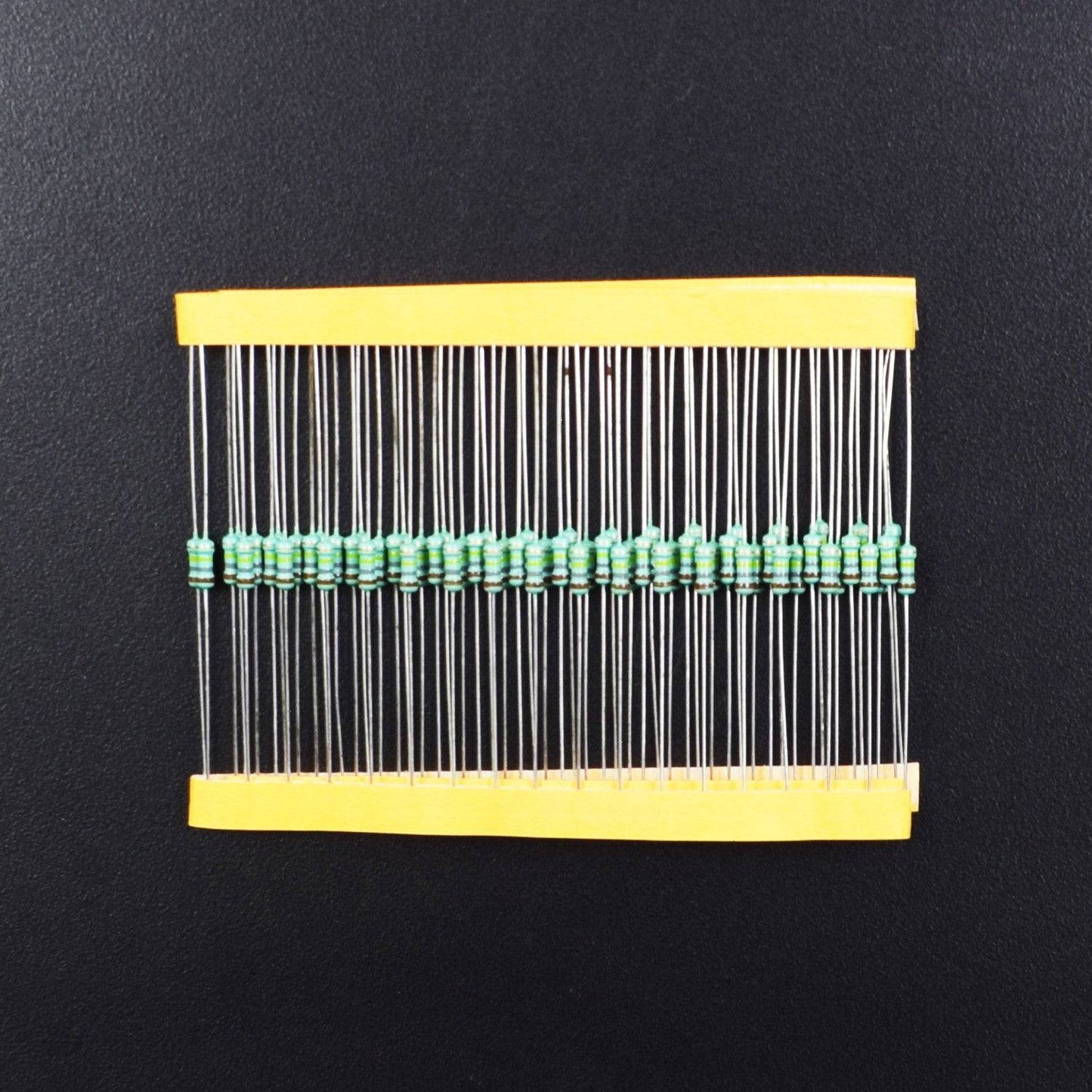 180K Ohm Resistance 1/4W Power Rating 5% Tolerance Carbon Film Resistor - RS508 - REES52