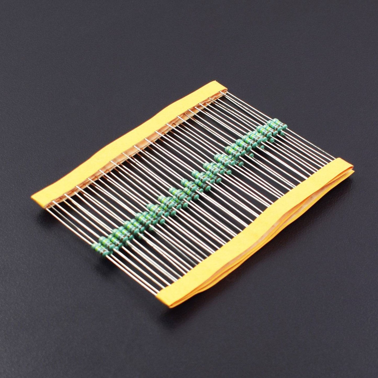 180K Ohm Resistance 1/4W Power Rating 5% Tolerance Carbon Film Resistor - RS508 - REES52