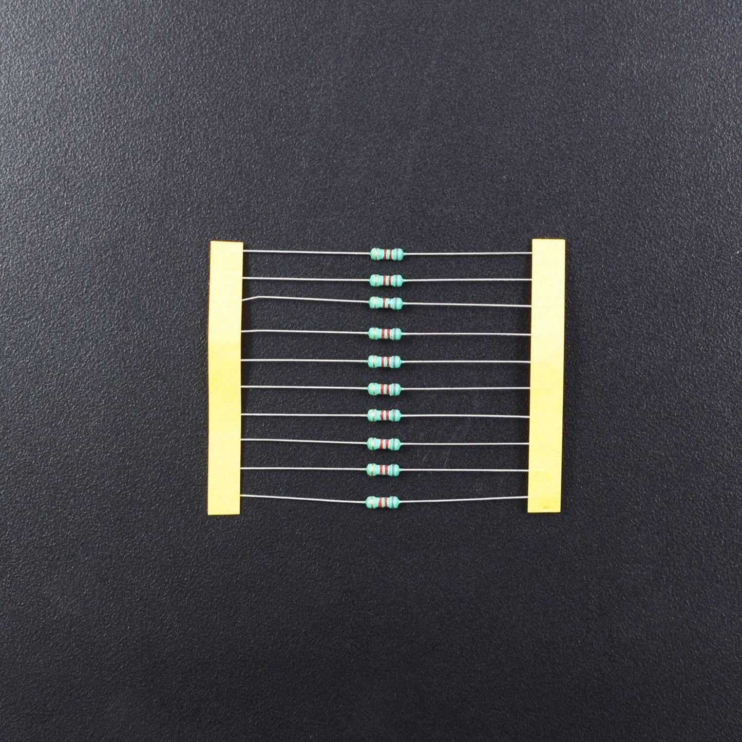 8.2K Ohm Resistance 1/4W Power Rating 5% Tolerance Carbon Film Resistor- RS509 - REES52