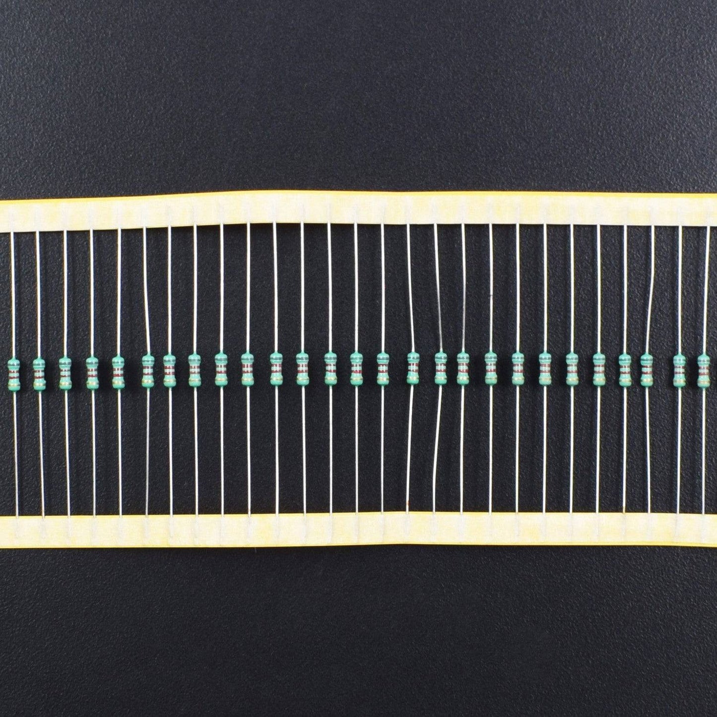 8.2K Ohm Resistance 1/4W Power Rating 5% Tolerance Carbon Film Resistor- RS509 - REES52