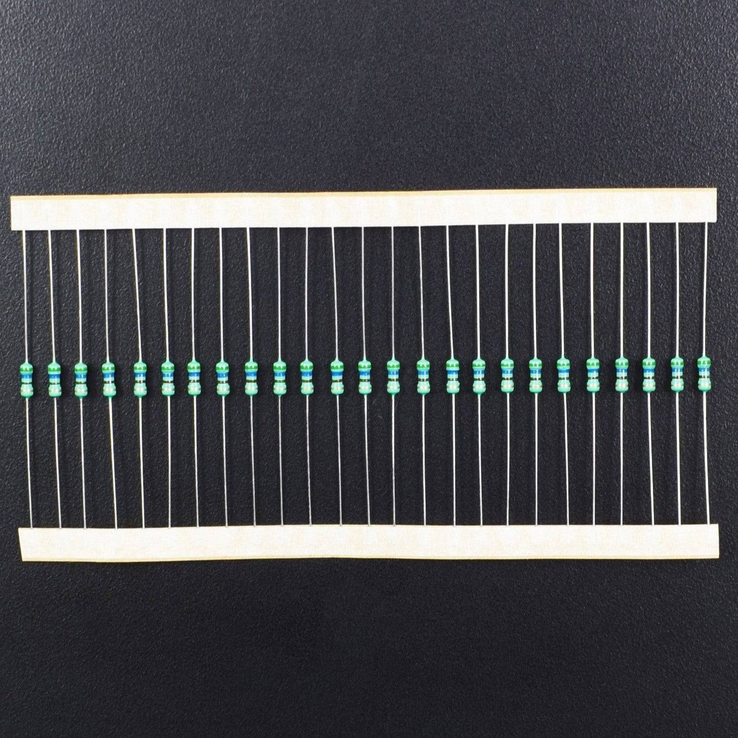 560 Ohm Resistance 1/4W Power Rating 5% Tolerance Carbon Film Resistor - RS511 - REES52