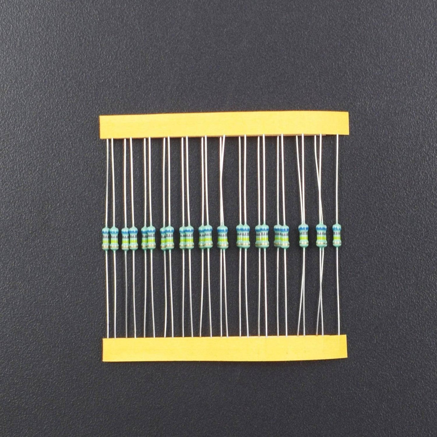 680K Ohm Resistance 1/4W Power Rating 5% Tolerance Carbon Film Resistor - RS512 - REES52