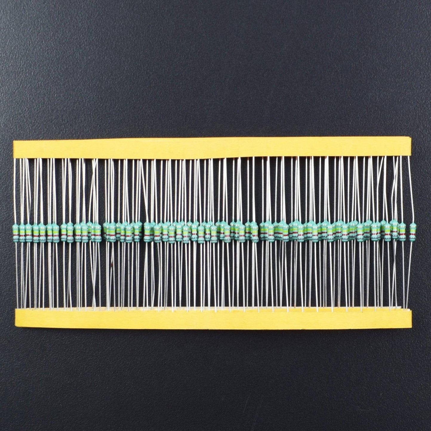 560K Ohm Resistance 1/4W Power Rating 5% Tolerance Carbon Film Resistor-RS1404 - REES52