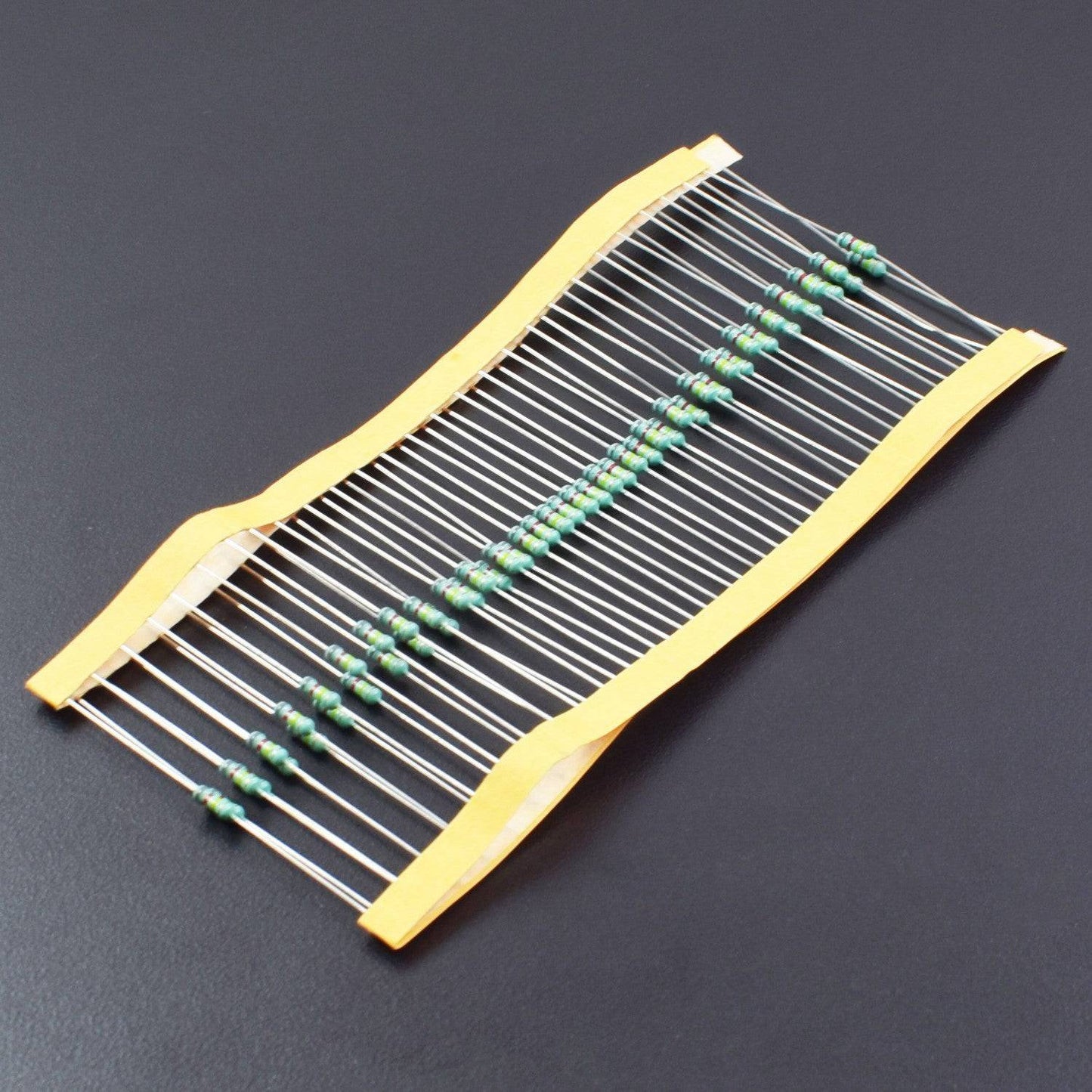 560K Ohm Resistance 1/4W Power Rating 5% Tolerance Carbon Film Resistor-RS1404 - REES52