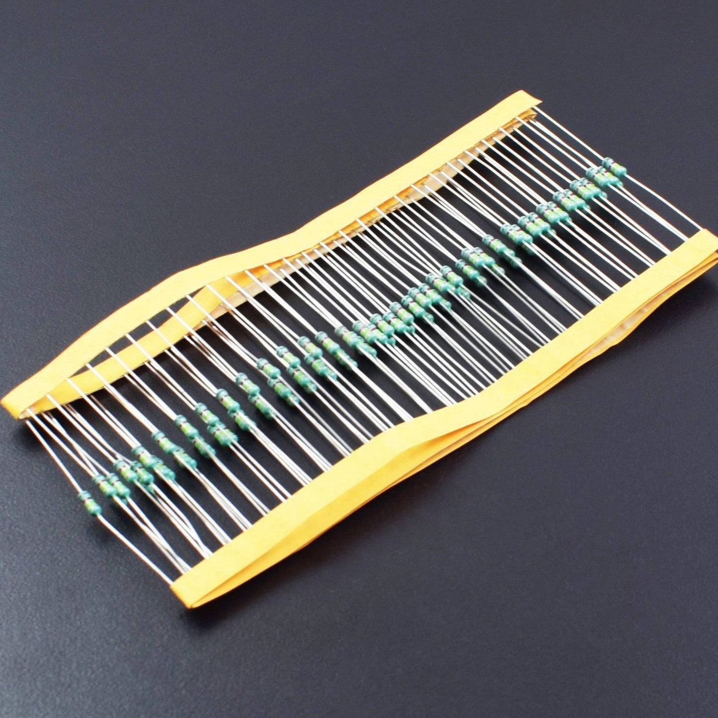 560K Ohm Resistance 1/4W Power Rating 5% Tolerance Carbon Film Resistor-RS1404 - REES52
