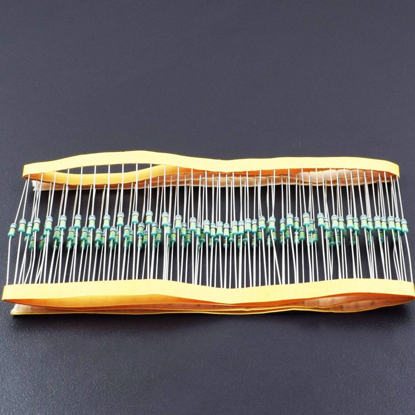 560K Ohm Resistance 1/4W Power Rating 5% Tolerance Carbon Film Resistor-RS1404 - REES52