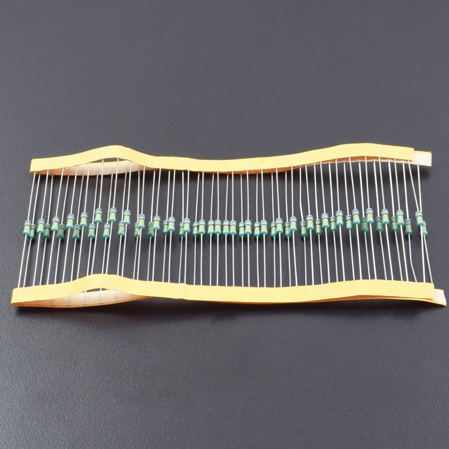 560K Ohm Resistance 1/4W Power Rating 5% Tolerance Carbon Film Resistor-RS1404 - REES52