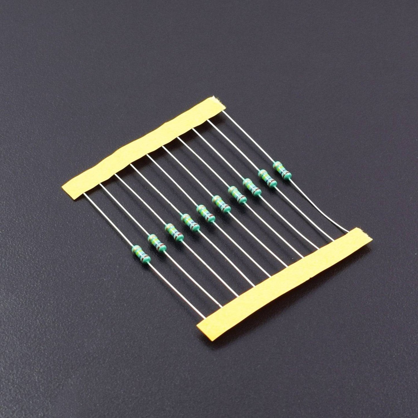 270K Ohm Resistance 1/4W Power Rating 5% Tolerance Carbon Film Resistor- RS514 - REES52