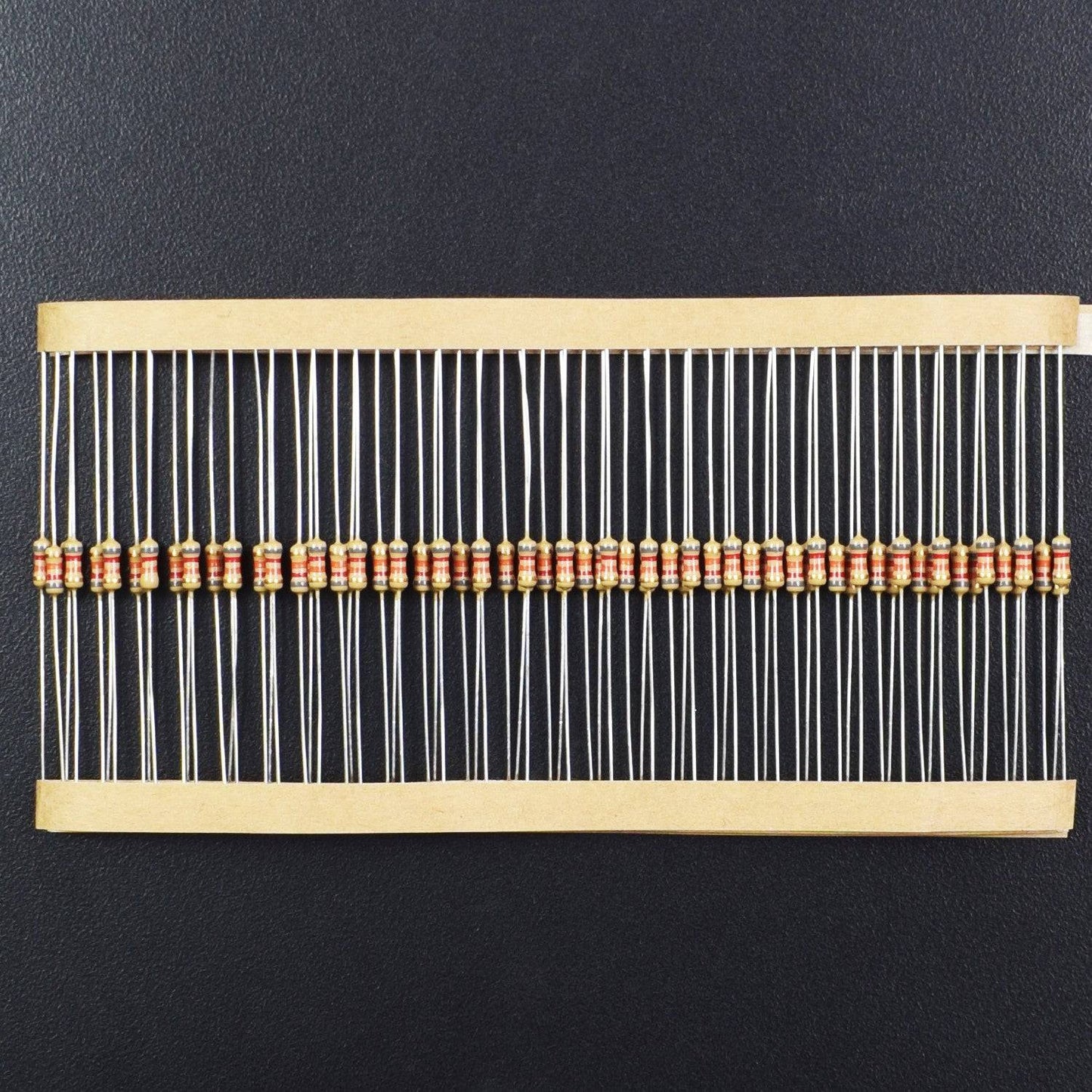82K Ohm Resistance 1/4W Power Rating 5% Tolerance Carbon Film Resistor-RS513 - REES52