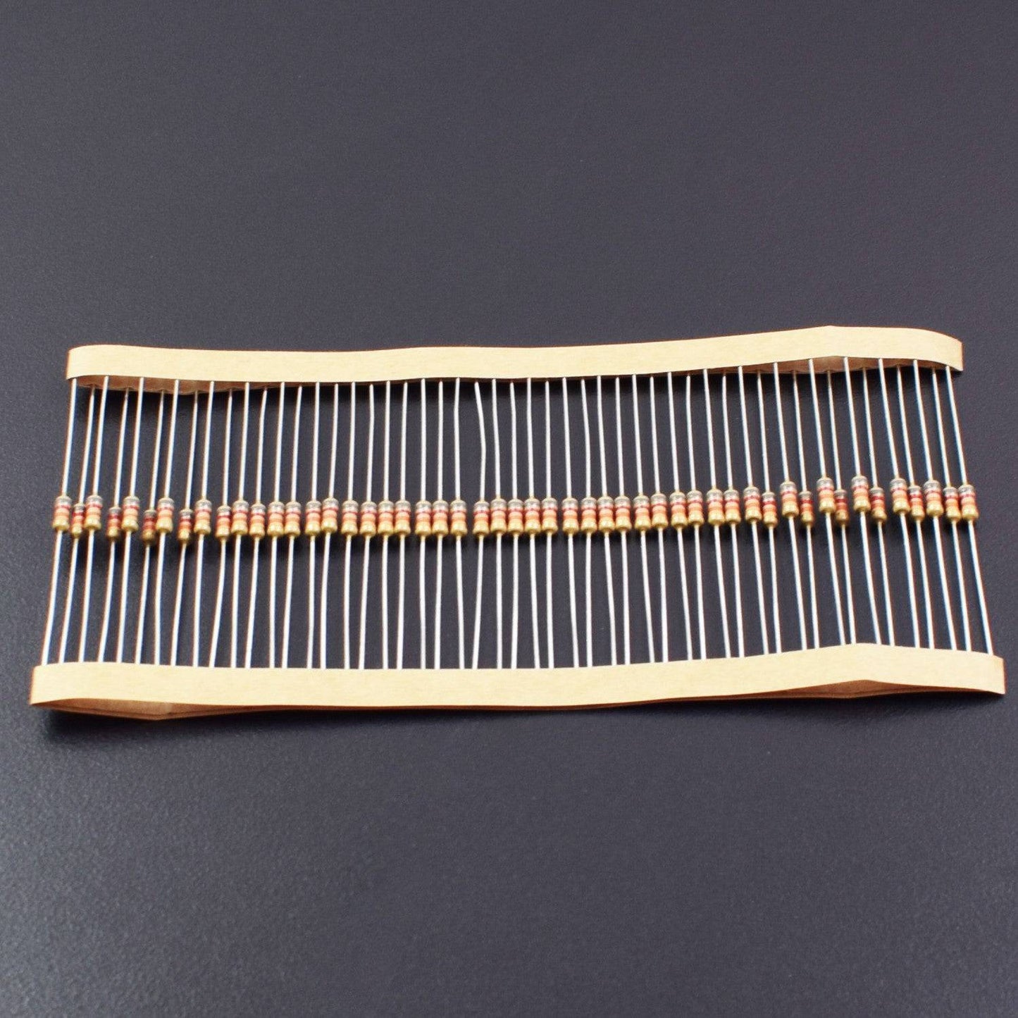 82K Ohm Resistance 1/4W Power Rating 5% Tolerance Carbon Film Resistor-RS513 - REES52