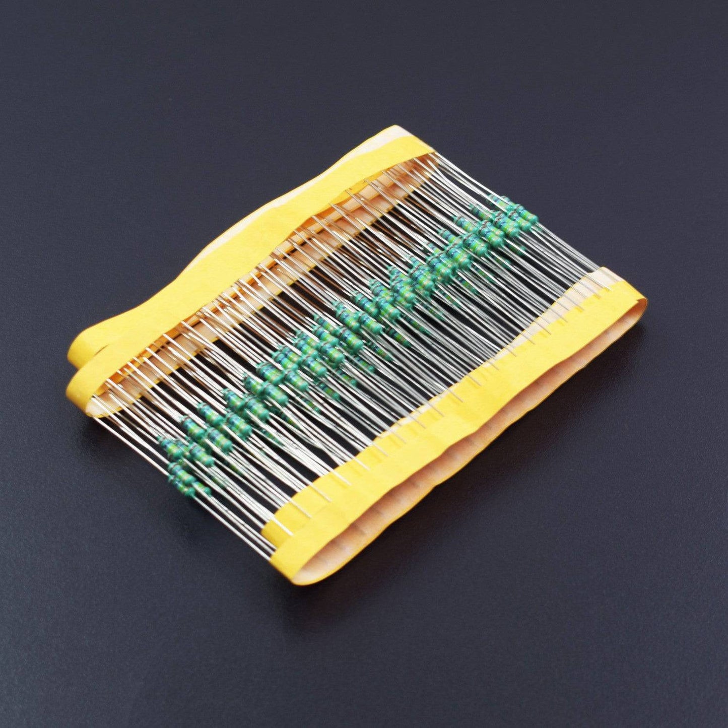 270K Ohm Resistance 1/4W Power Rating 5% Tolerance Carbon Film Resistor- RS514 - REES52