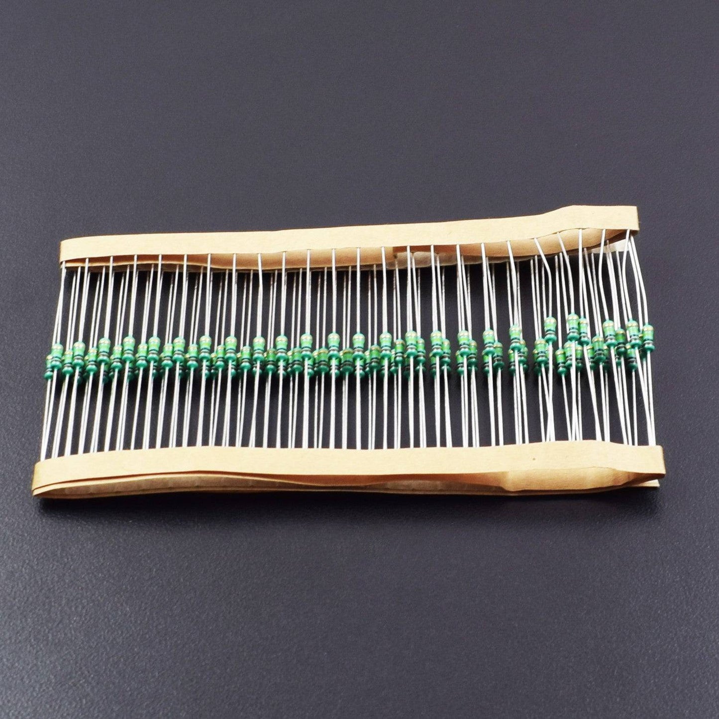 100K Ohm Resicatance 1/4W Power Rating 5% Tolerance Carbon Film Resistor - RS515 - REES52