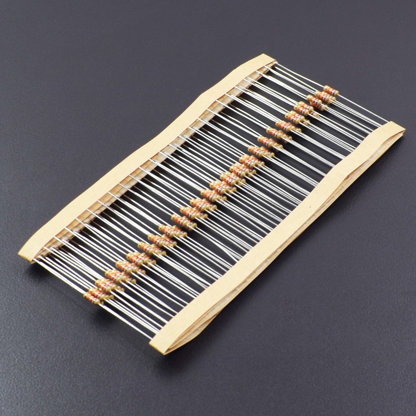 82K Ohm Resistance 1/4W Power Rating 5% Tolerance Carbon Film Resistor-RS513 - REES52