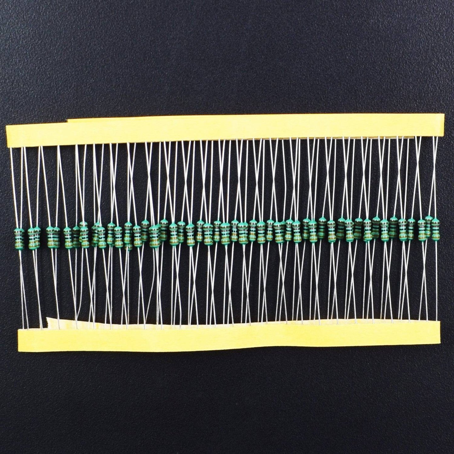 33K Ohm Resistance 1/4W Power Rating 5% Tolerance Carbon Film Resistor - RS517 - REES52