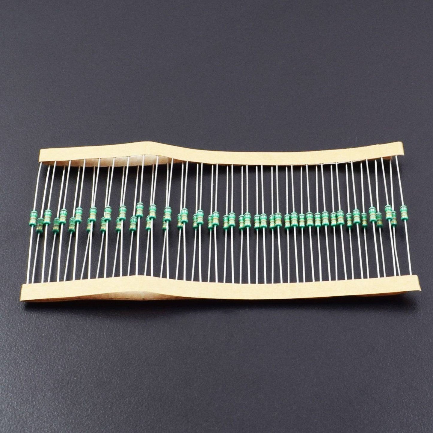 15K Ohm Resistance 1/4W Power Rating 5% Tolerance Carbon Film Resistor - RS606 - REES52