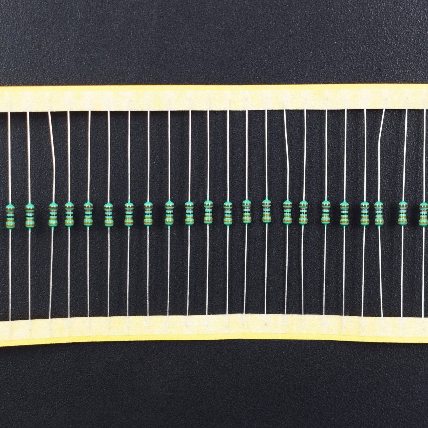 33K Ohm Resistance 1/4W Power Rating 5% Tolerance Carbon Film Resistor - RS517 - REES52