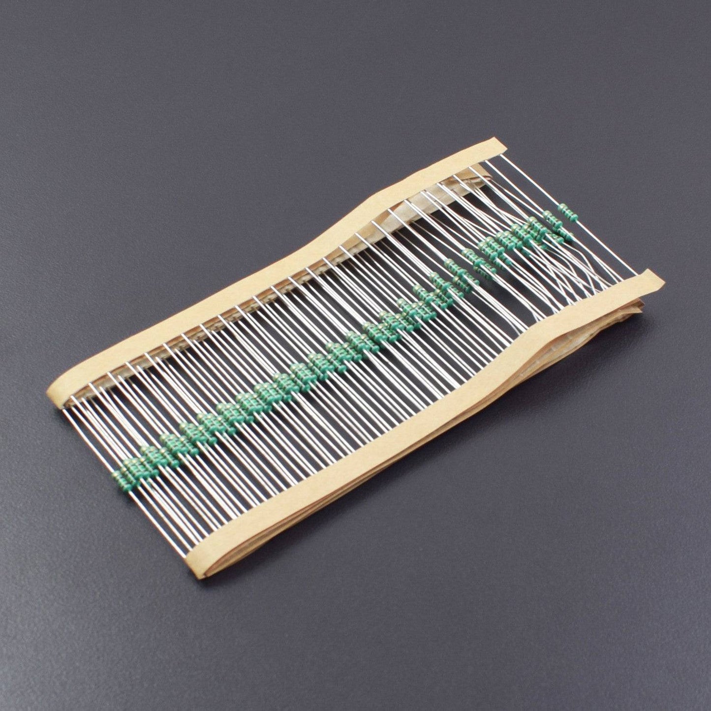 10 Ohm Resistance 1/4W Power Rating 5% Tolerance Carbon Film Resistor - RS622 - REES52