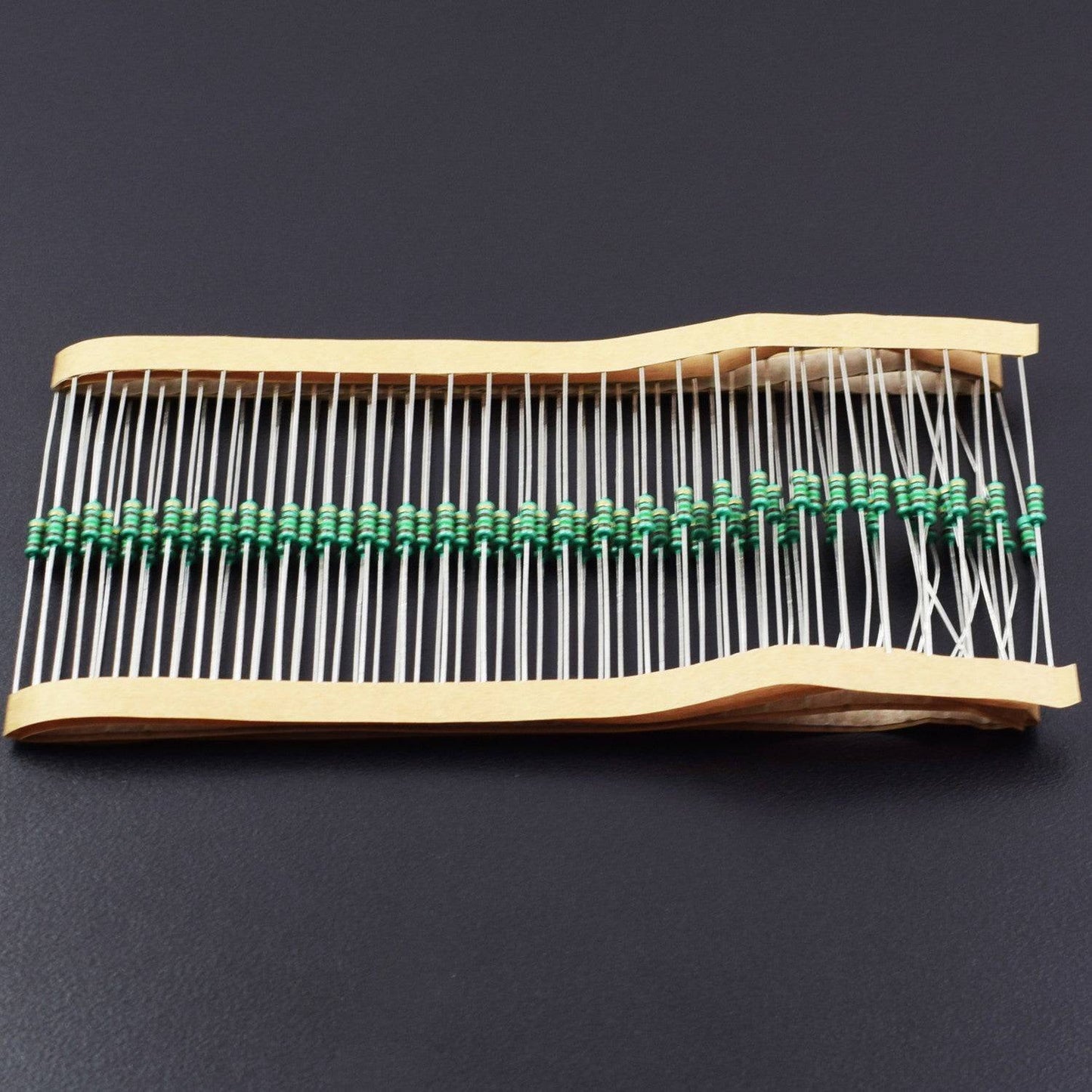 10 Ohm Resistance 1/4W Power Rating 5% Tolerance Carbon Film Resistor - RS622 - REES52