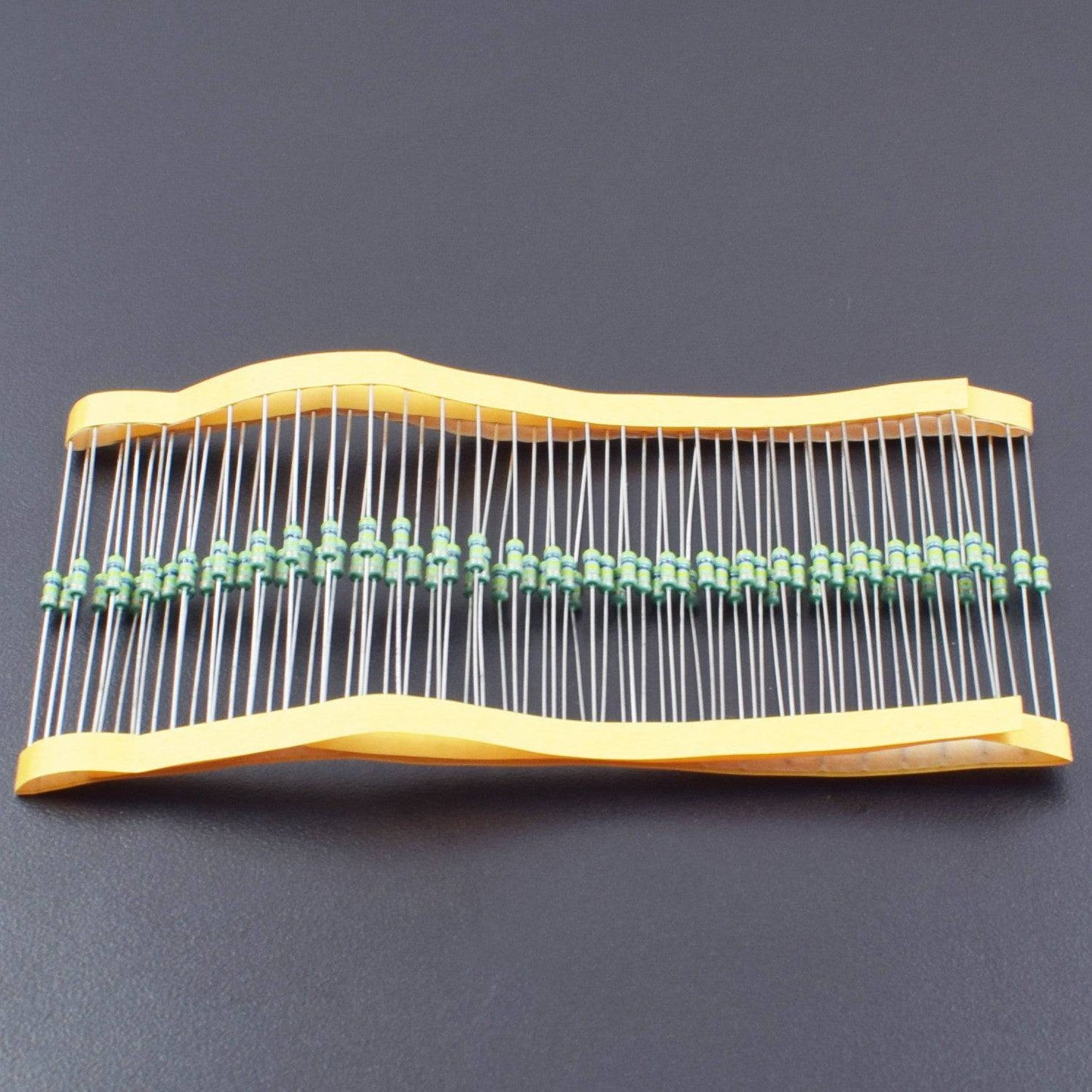 470K Ohm Resistance 1/4W Power Rating 5% Tolerance Carbon Film Resistor - RS614 - REES52