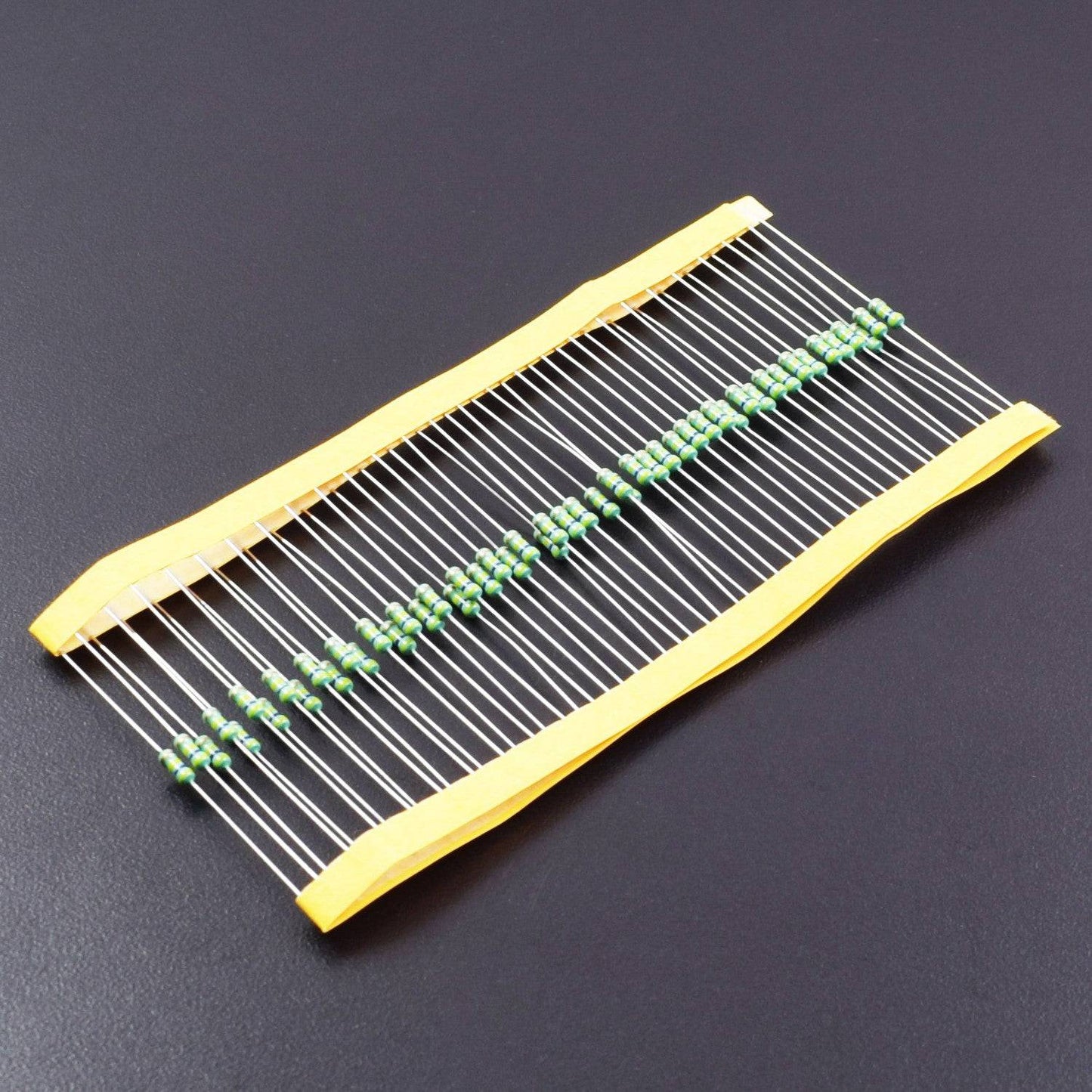 470K Ohm Resistance 1/4W Power Rating 5% Tolerance Carbon Film Resistor - RS614 - REES52