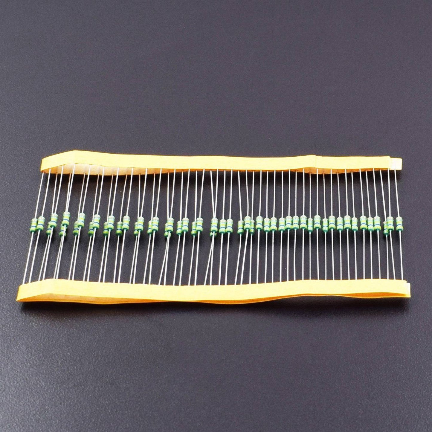 470K Ohm Resistance 1/4W Power Rating 5% Tolerance Carbon Film Resistor - RS614 - REES52