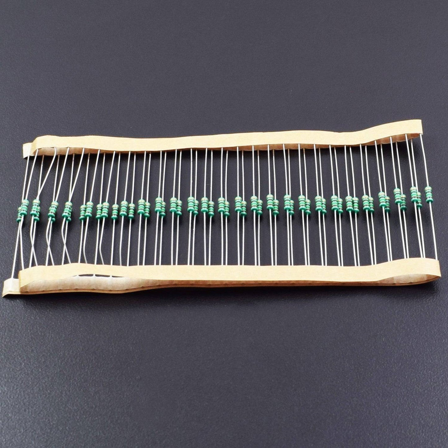 10 Ohm Resistance 1/4W Power Rating 5% Tolerance Carbon Film Resistor - RS622 - REES52