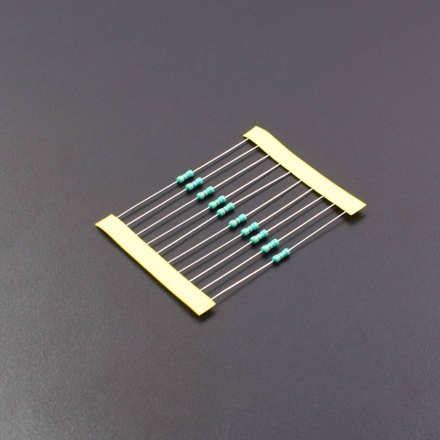150 Ohm Resistance 1/4W Power Rating 5% Tolerance Carbon Film Resistor- RS623 - REES52