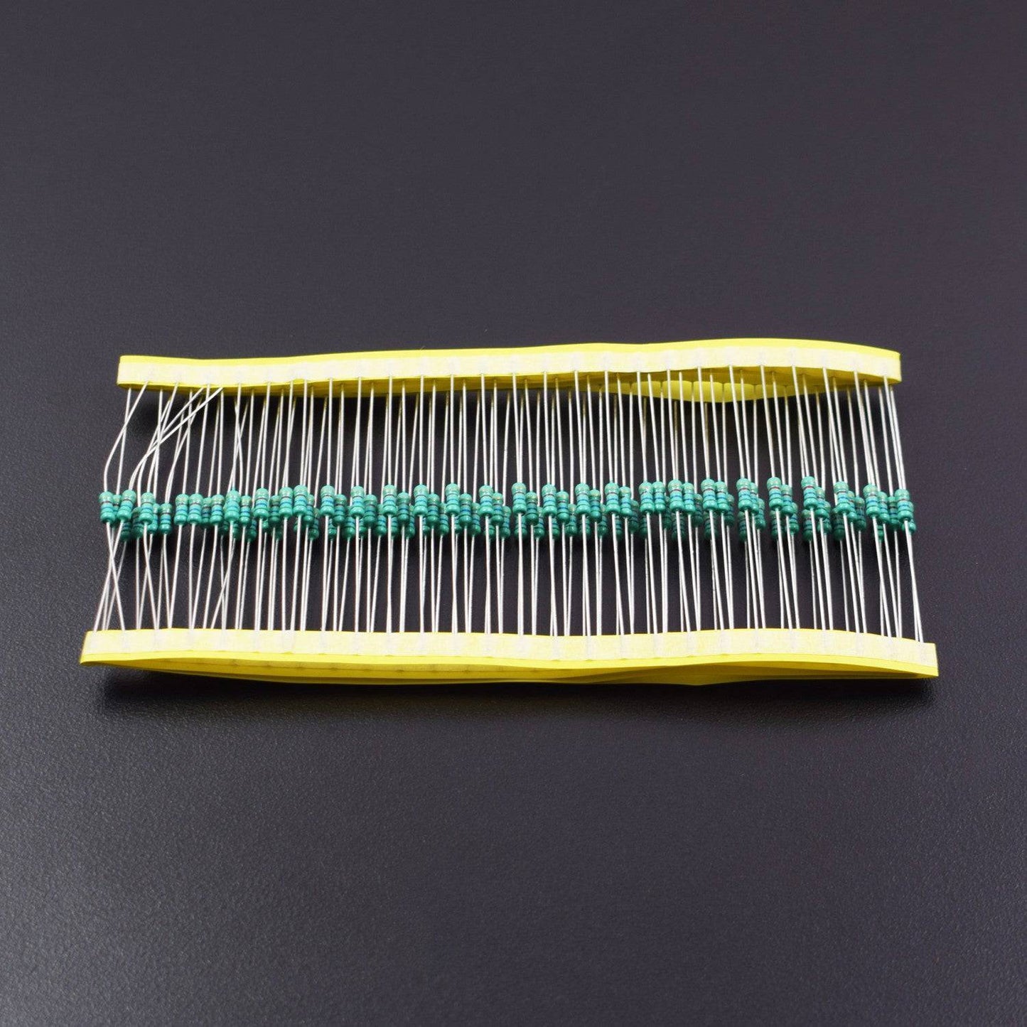150 Ohm Resistance 1/4W Power Rating 5% Tolerance Carbon Film Resistor- RS623 - REES52