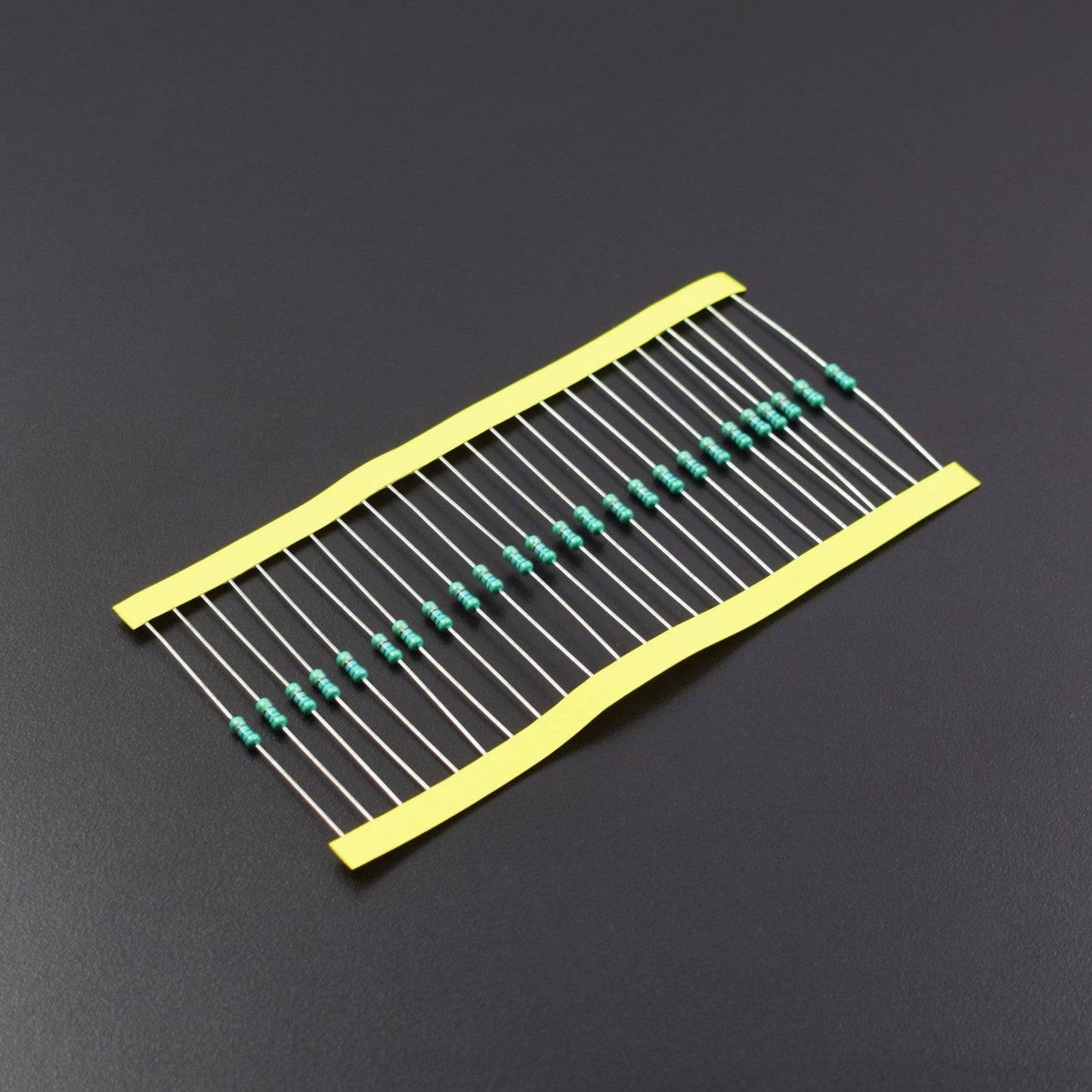 150 Ohm Resistance 1/4W Power Rating 5% Tolerance Carbon Film Resistor- RS623 - REES52