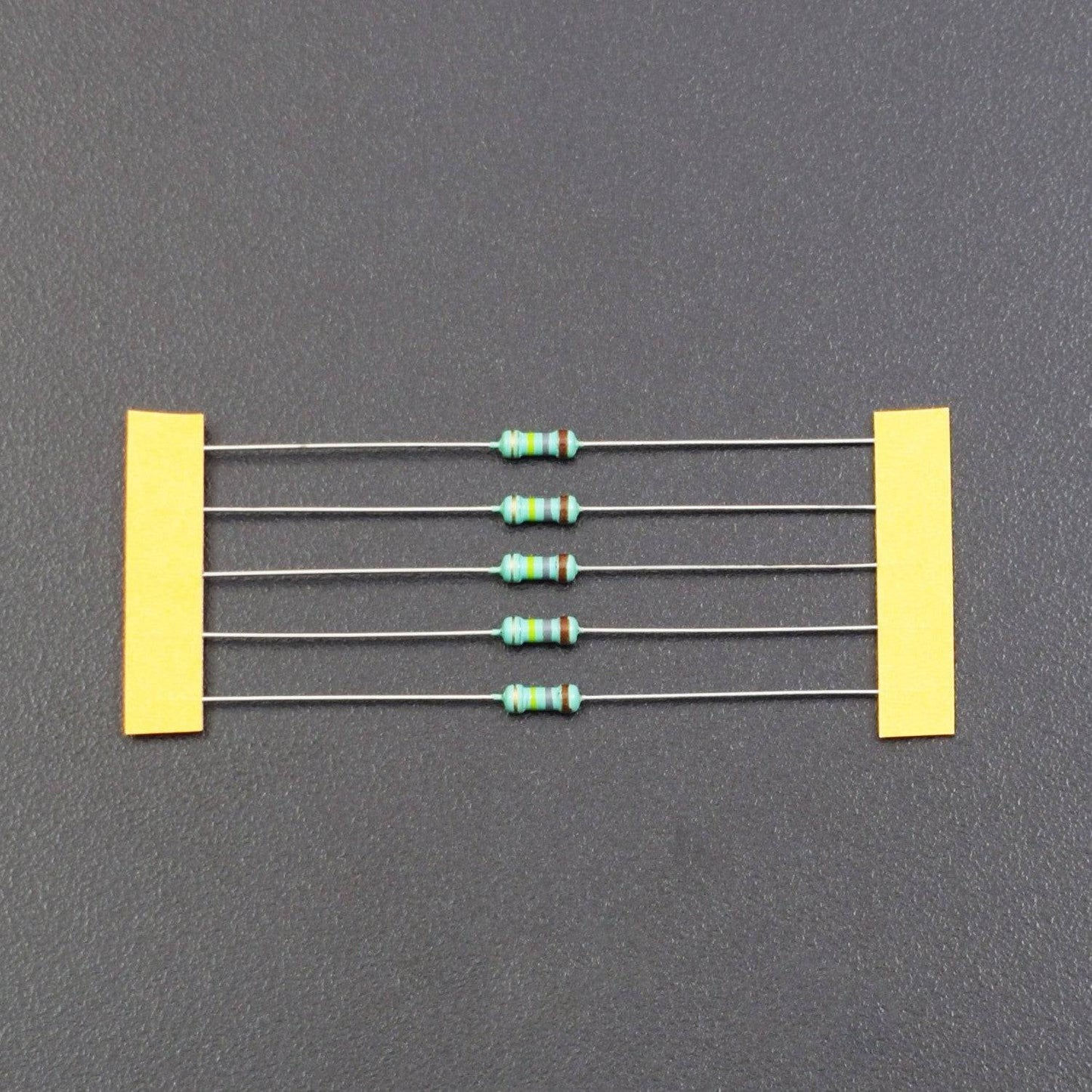 180K Ohm Resistance 1/4W Power Rating 5% Tolerance Carbon Film Resistor - RS508 - REES52