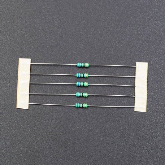 68 Ohm Resistance 1/4W Power Rating 5% Tolerance Carbon Film Resistor - RS618 - REES52