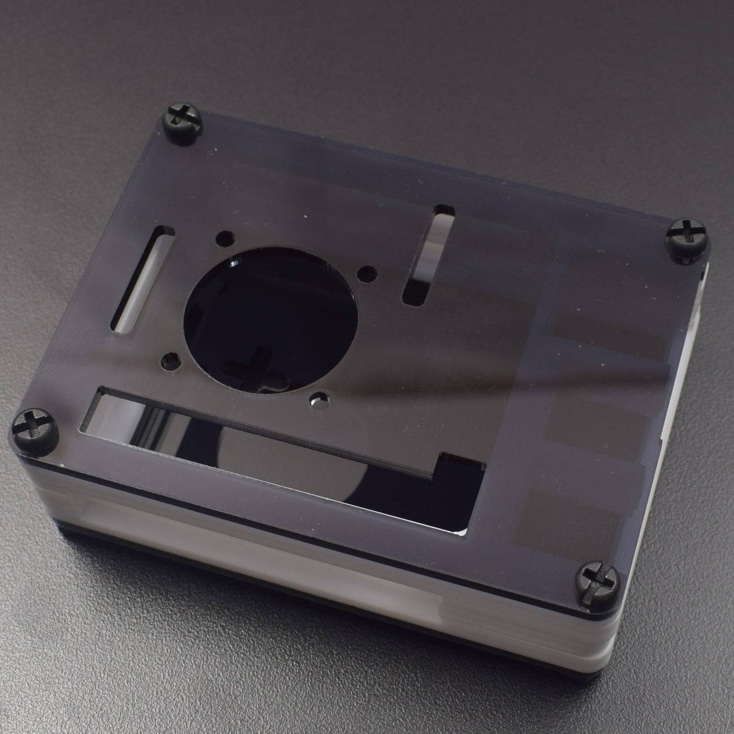 Raspberry Pi 4 7-Layer Acrylic Case Black And White - RS2294 - REES52