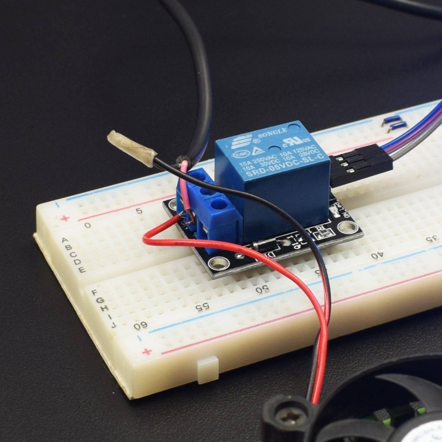 Make a Home Automation Fan over Wi-Fi controlled app using NodeMCU V2 with 5v 1-Channel Relay Module - KT584 - REES52