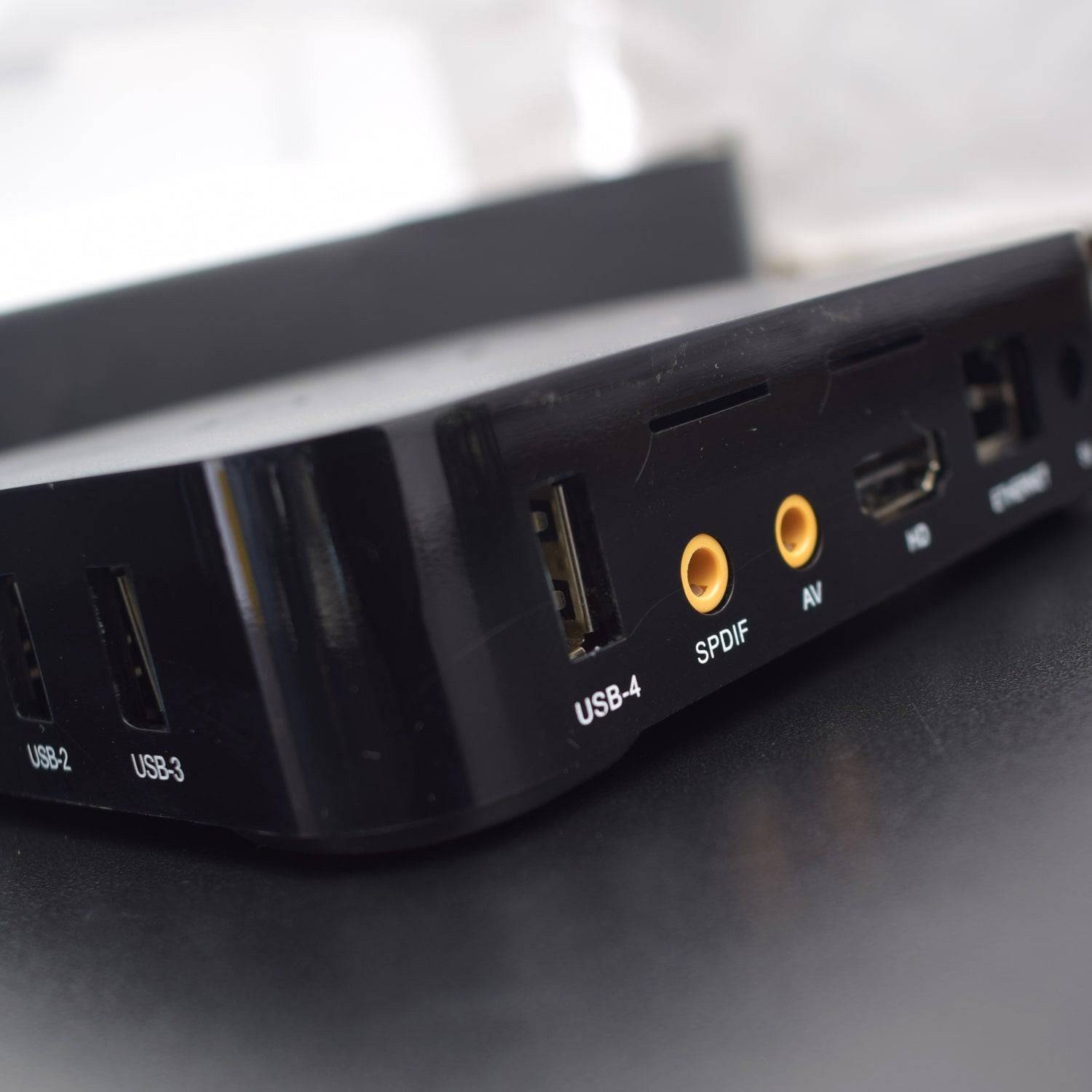 OTT TV Box MXQ TV BOX HIGH Performance digital android 4.4 OTT Android TV Box - RS522 - REES52