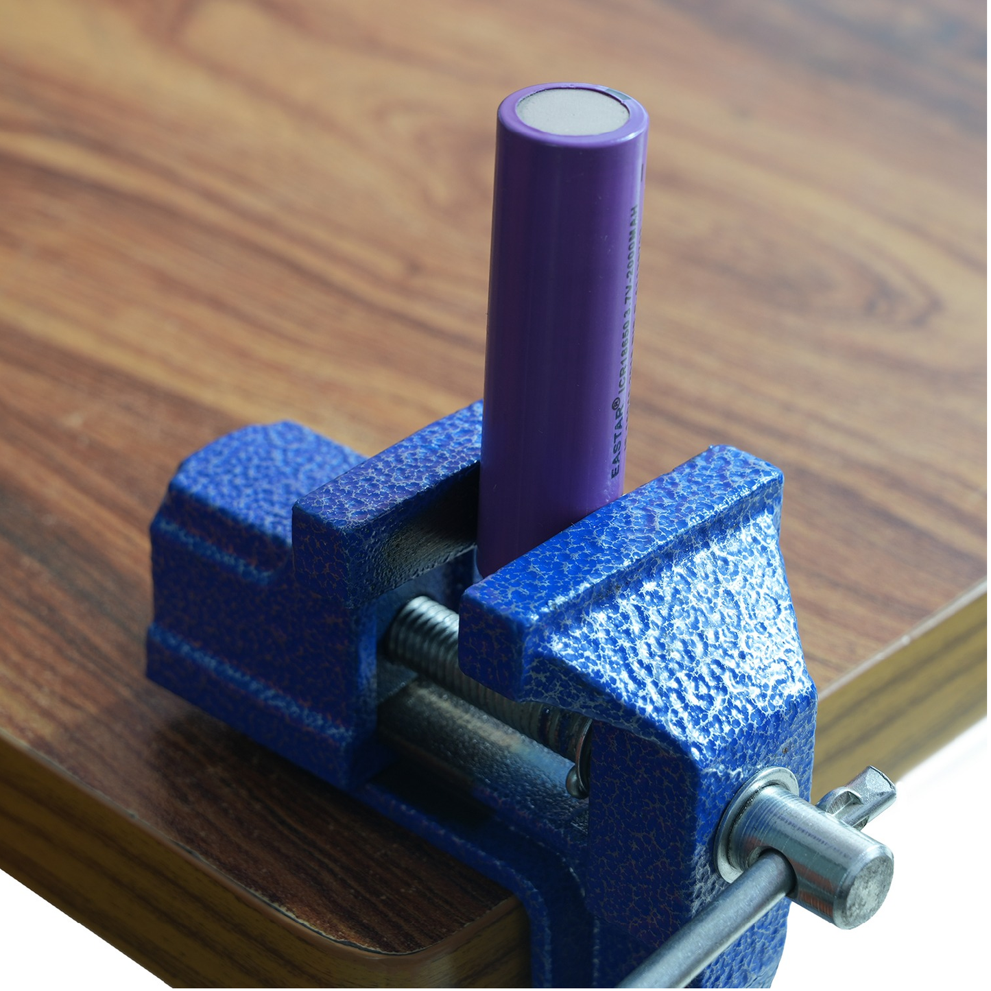 mini cast iron vise