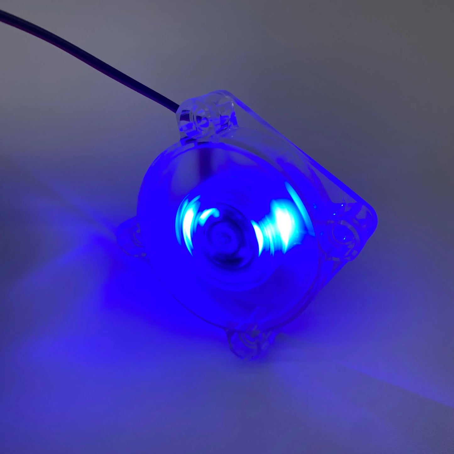 5V 4010 Cooling Fan 40x40x10mm Blue LED Cooling Fan With PWM Control High Airflow Cooling Fan With Small Silent Cooling Fan For PC Mini Cooling Fan Blue LED Quiet Computer Cooling Fan For Small Cases - RS6696