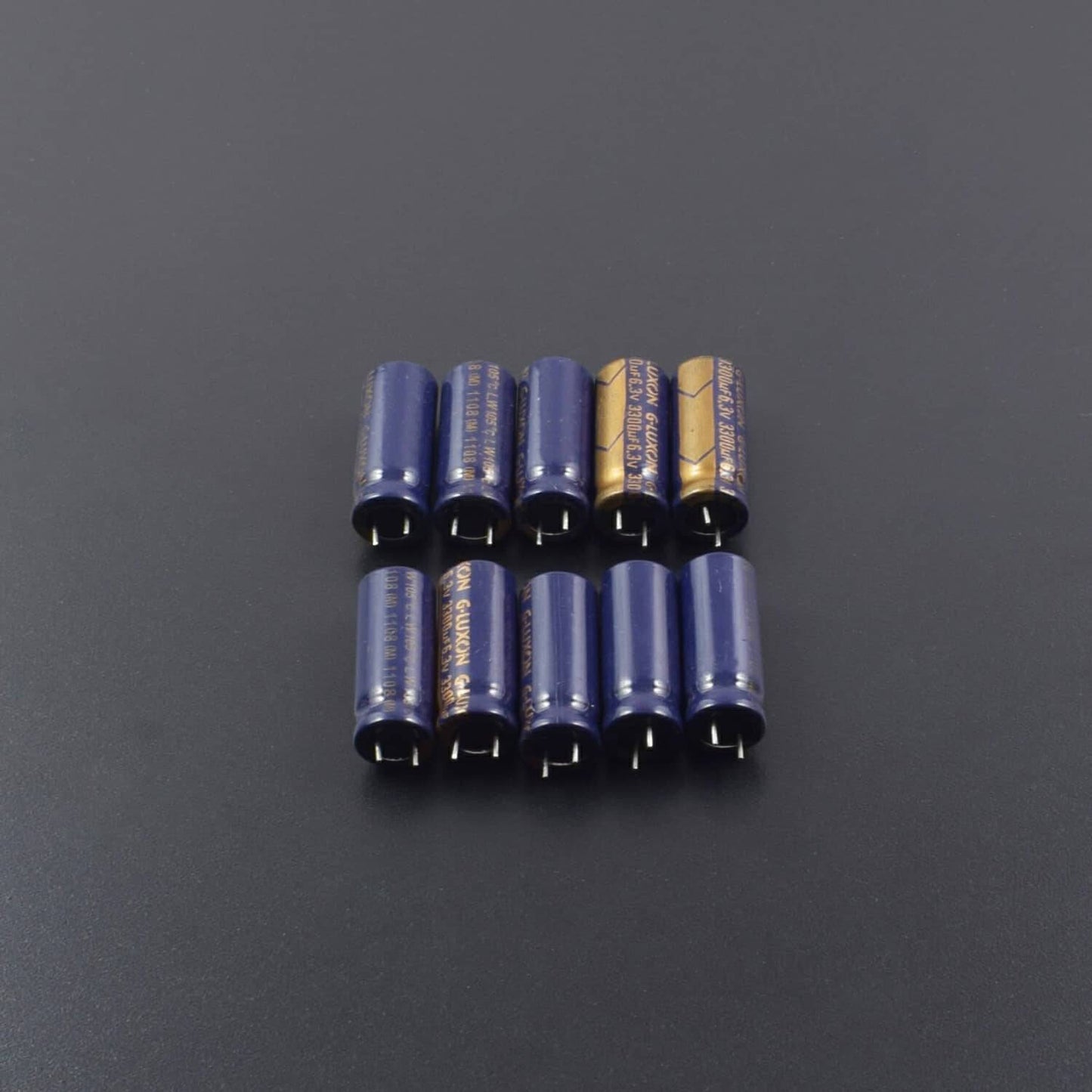 3300uF 6.3v 105C Radial Electrolytic Capacitor - Pack of 5 -RS2019 - REES52