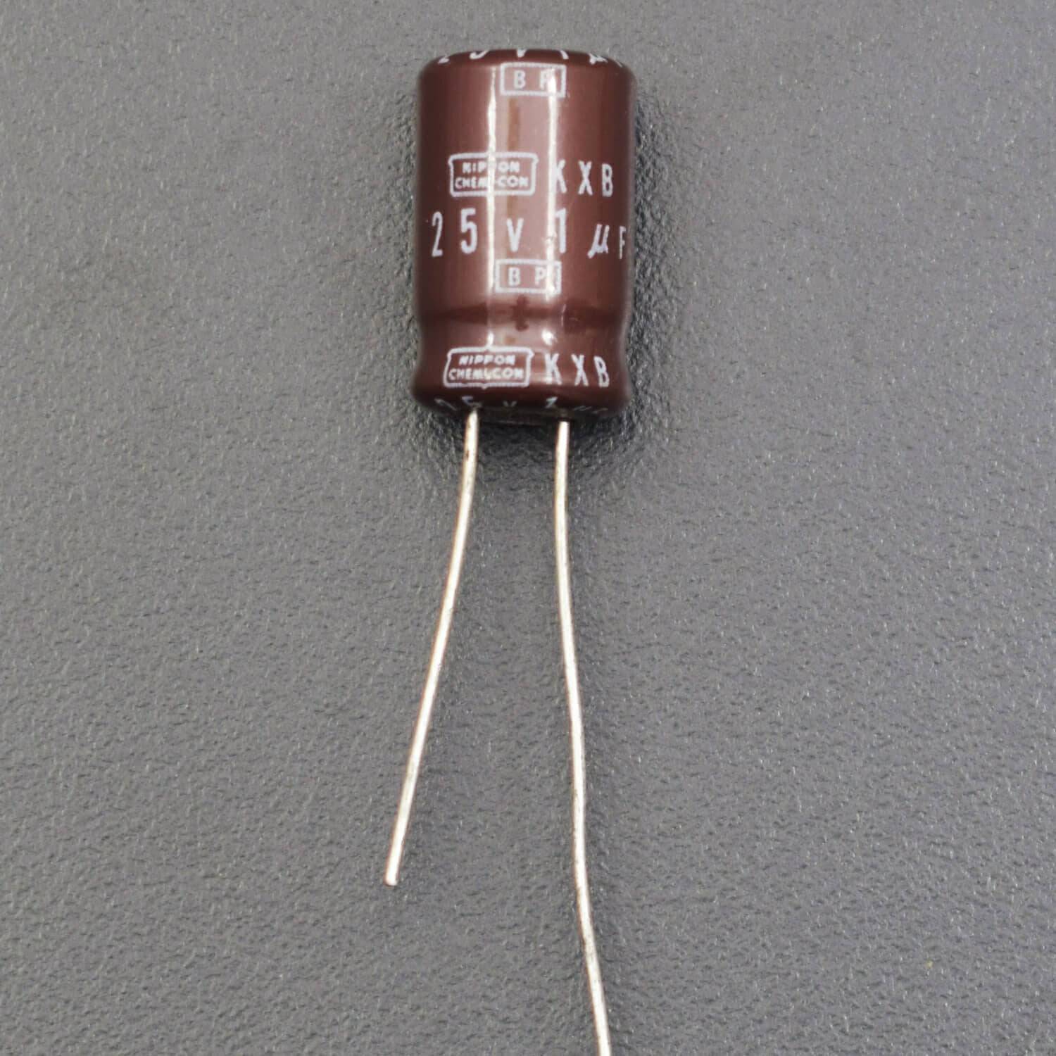 Electrolytic capacitor 1uF, 25V, THT, 5x12mm- Pack of 5 -RS2021 - REES52