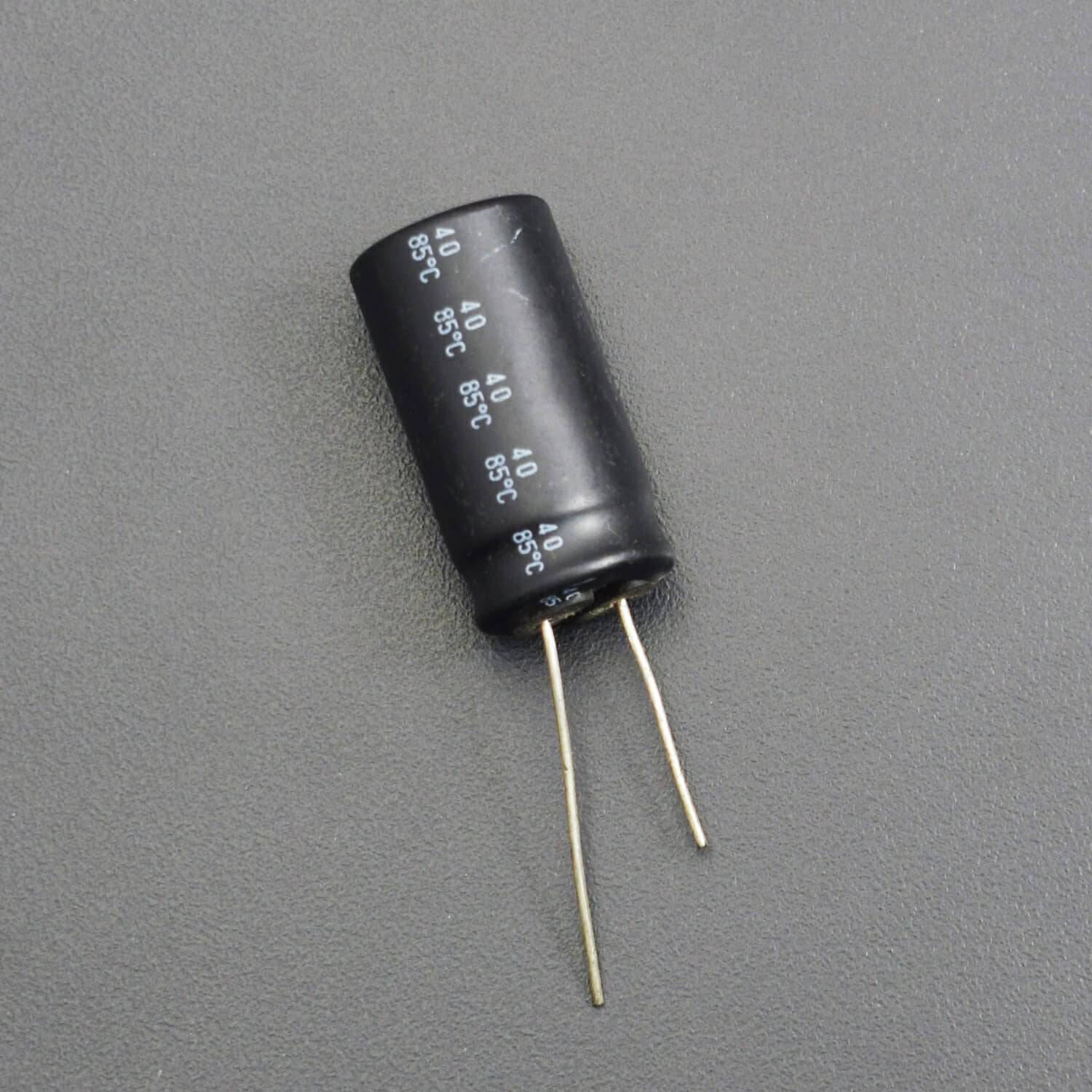 Electrolytic Radial Capacitor 3300uF/10V - Pack of 5 -RS2006 - REES52