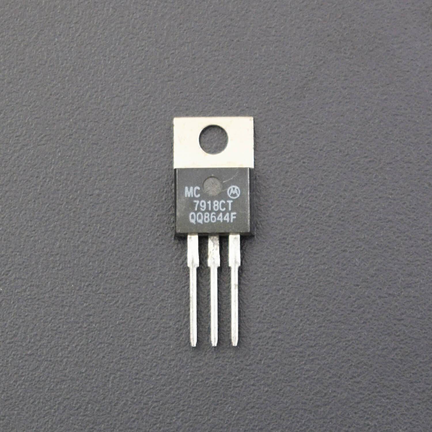 7918CT RGJB36G Voltage Regulator - RS1526 - REES52