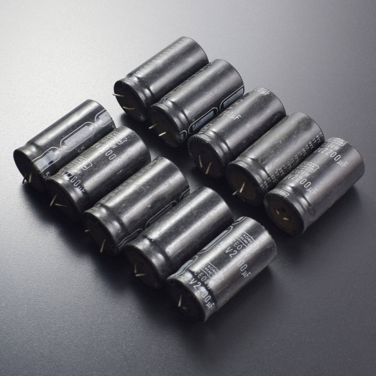 2200uF 50V DC Aluminium Electrolytic Capacitor (5 pcs )-RS2045 - REES52