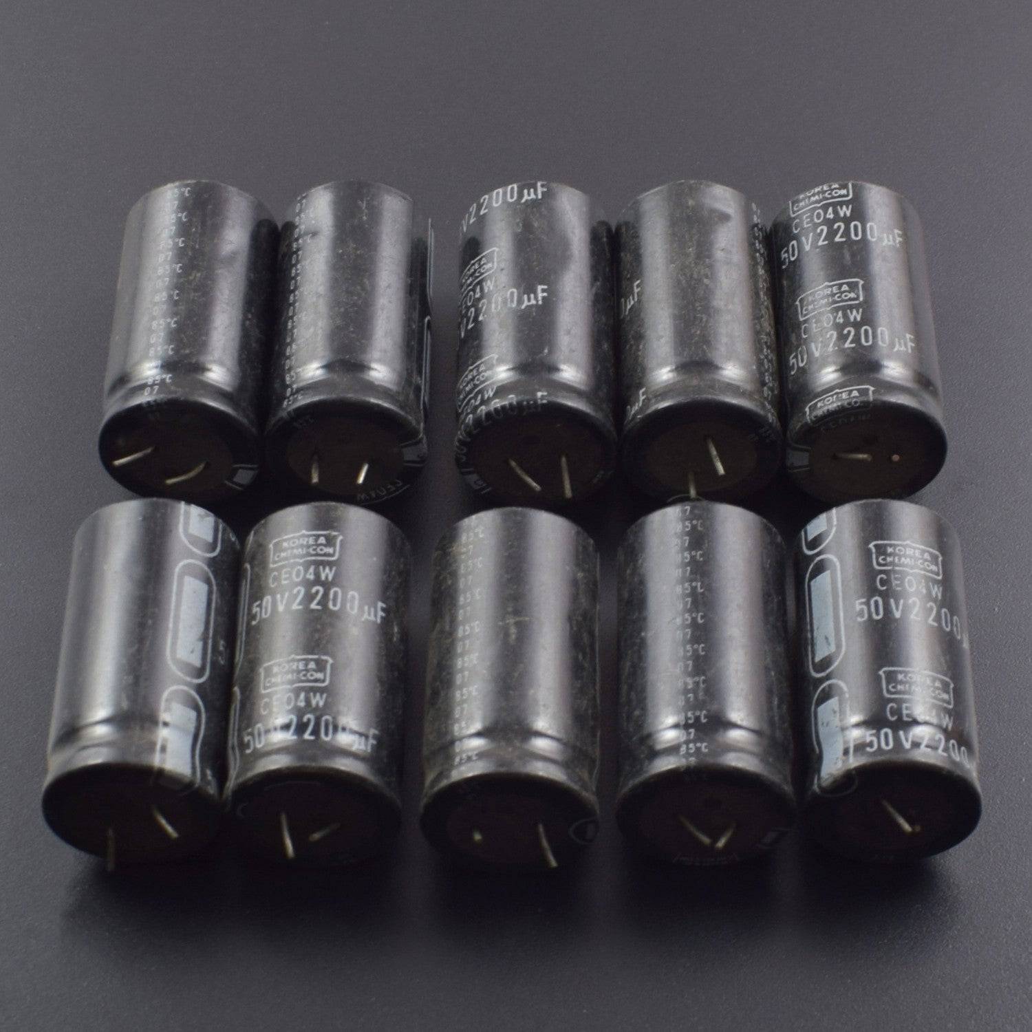 2200uF 50V DC Aluminium Electrolytic Capacitor (5 pcs )-RS2045 - REES52