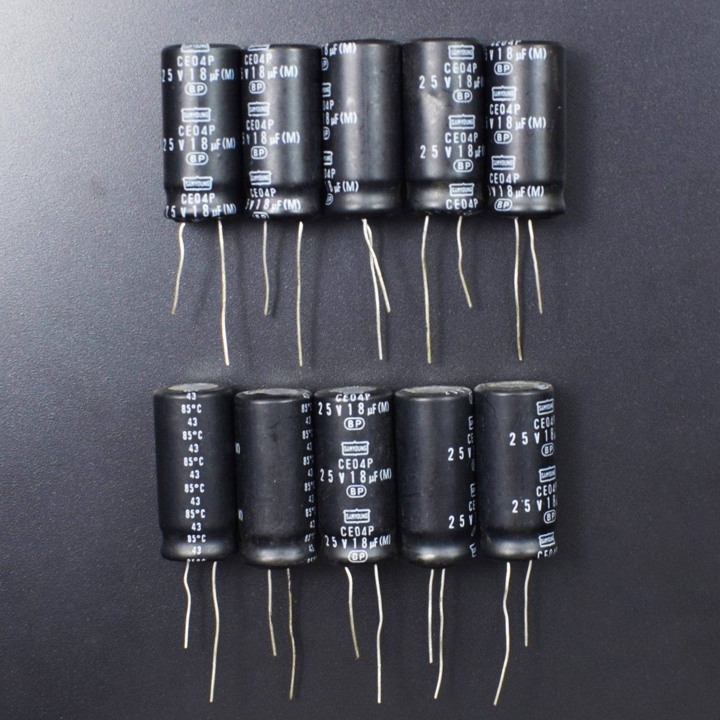 18uF 25V Radial Electrolytic Capacitor, 105°C - Pack Of 5 - RS2087 - REES52