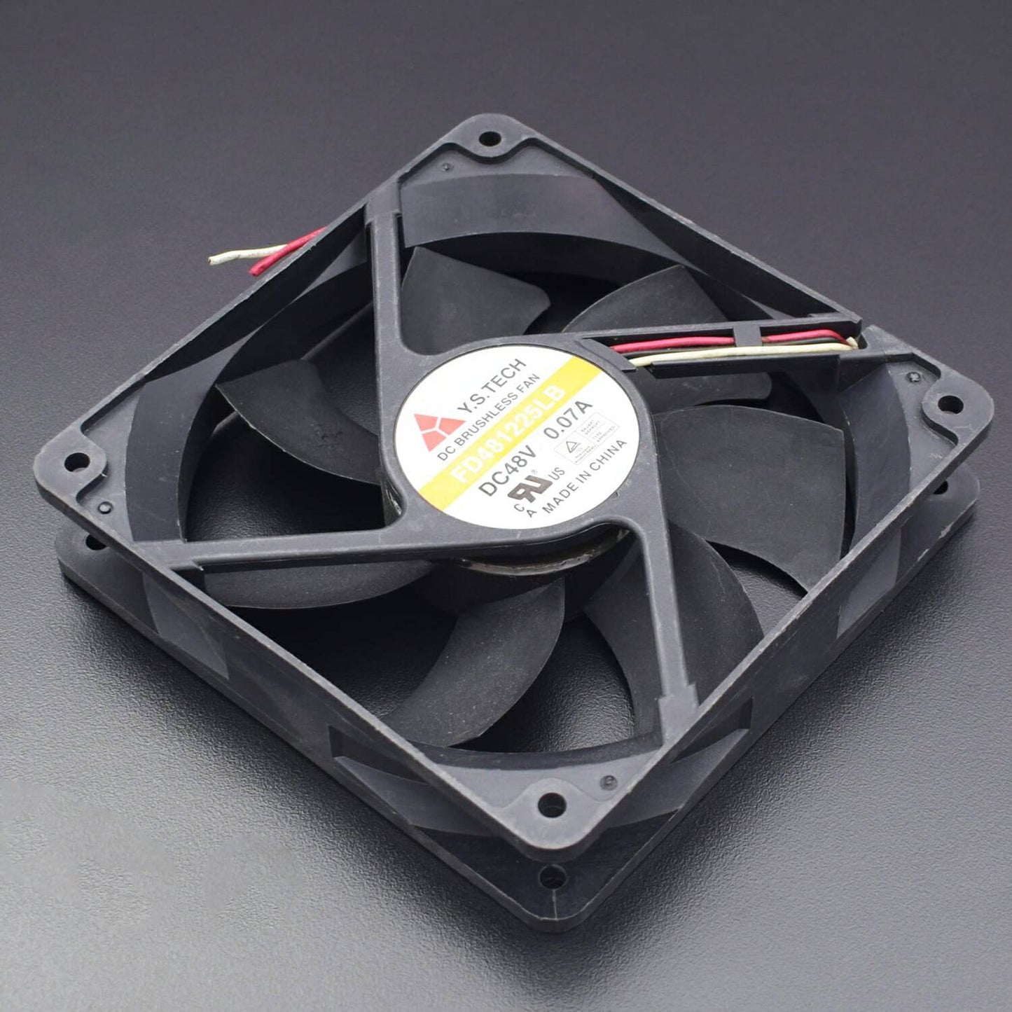 Y.S TECH FD124015LB Server Square Fan DC12V 0.08A - RS2057 - REES52