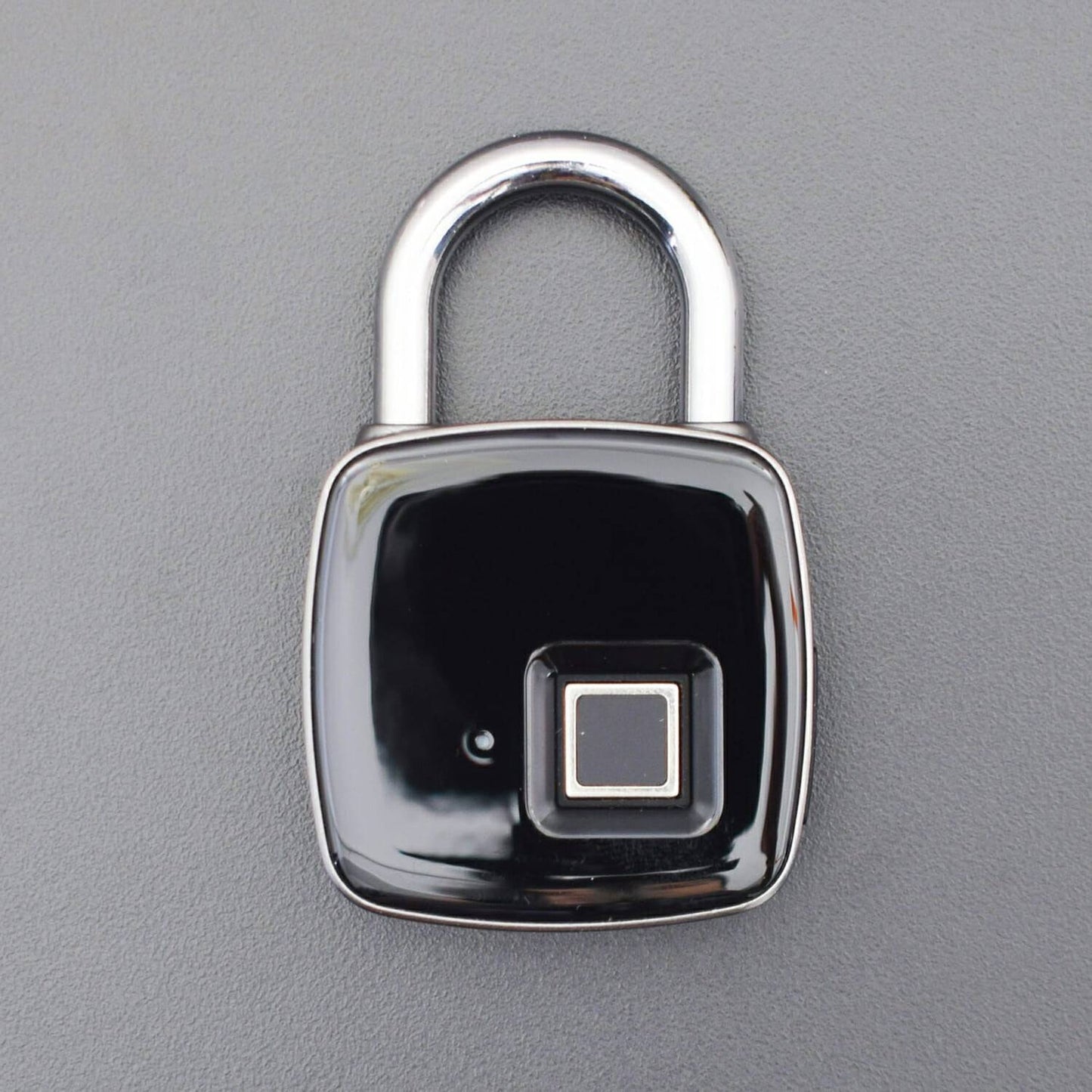 P3+ Smart Fingerprint Bluetooth Anti-theft Security Rechargeable Door Lock Padlock iOS Android APP Lock - RS2168 - REES52