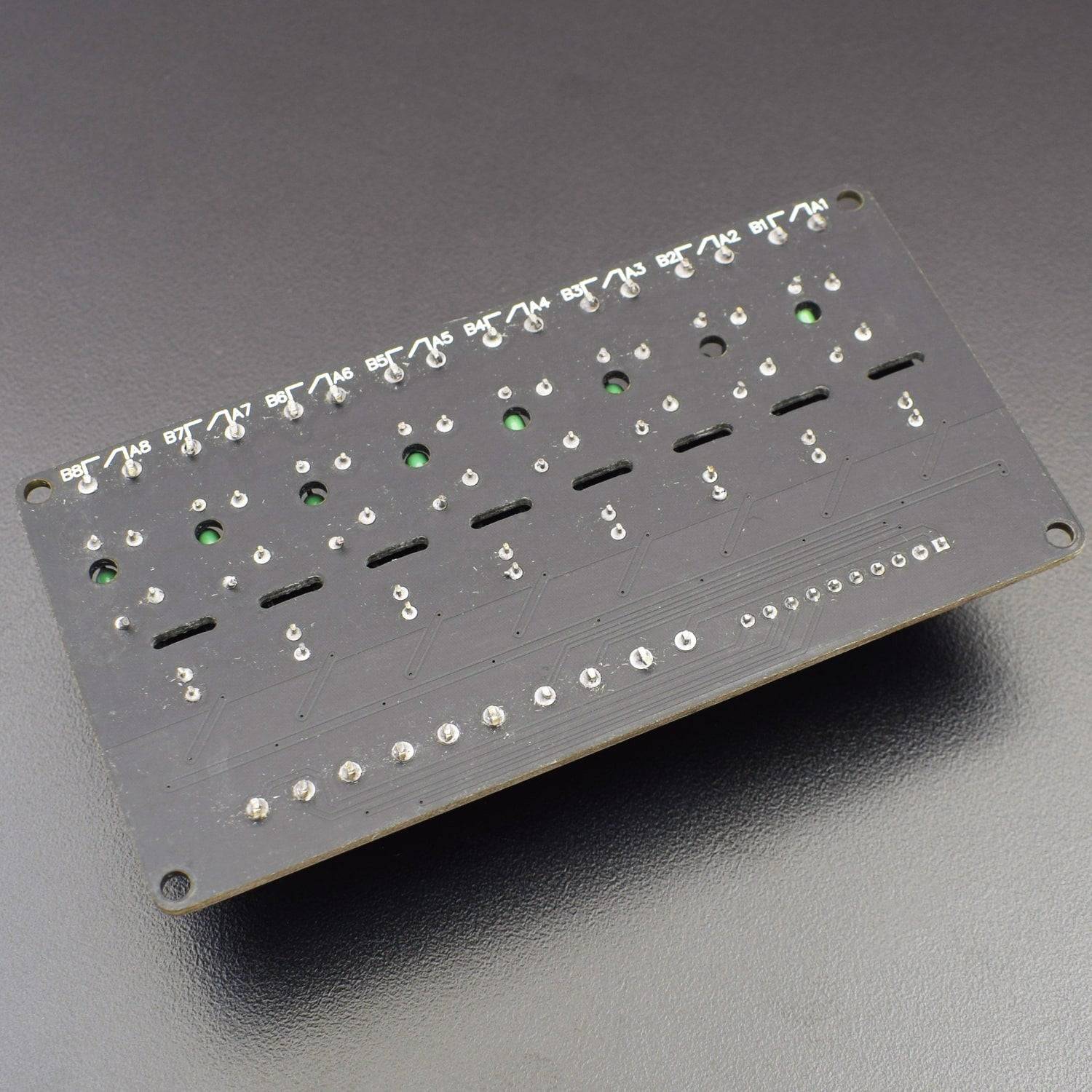5V 8 Channel Solid State Relay Module 5v Solid State Relay Low Level Trigger Solid State Relay Module - RS2356 - REES52