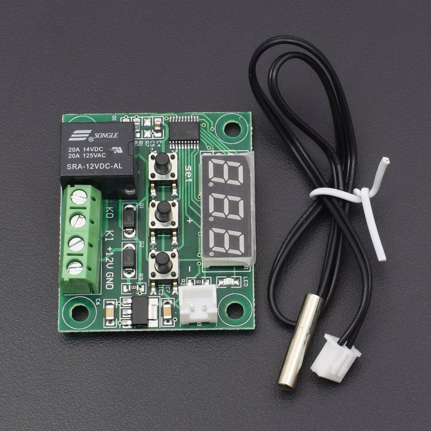 Turn On/Off the Bulb using Using W1209 Temperature Module - KT683 - REES52