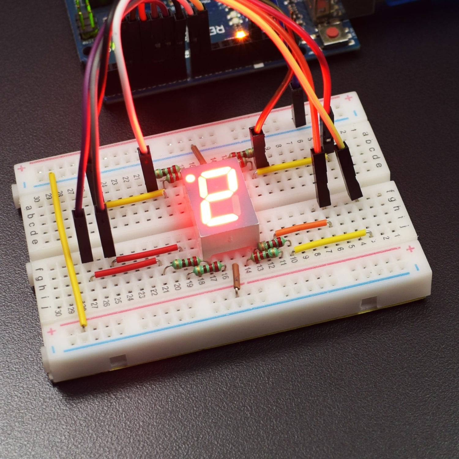 Make a launch pad count down sequence display using 7 segment display interfacing with Arduino uno - KT936 - REES52