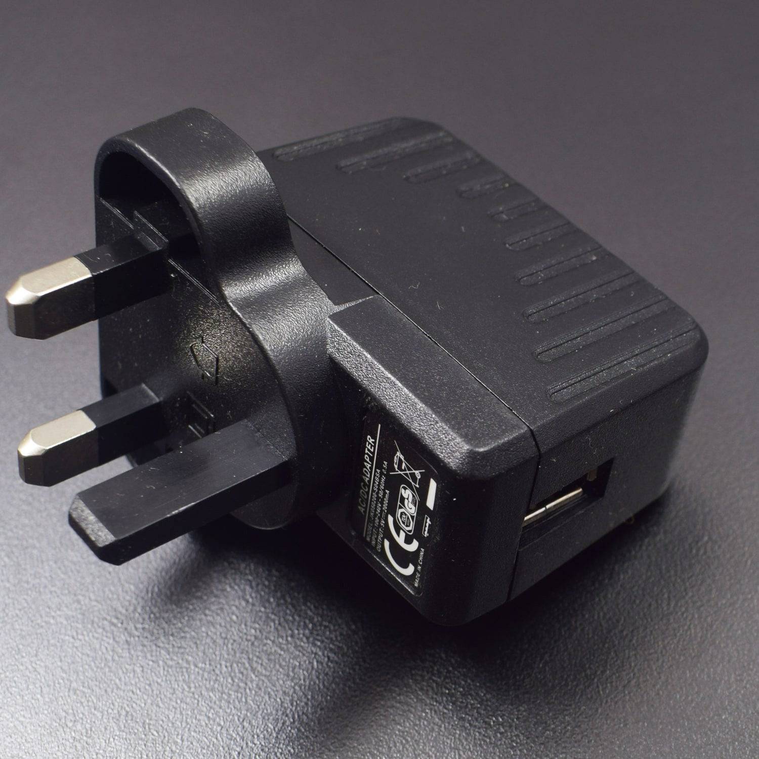 AC TO DC Power Supply Adapter DC 5V 2A (USB Type) - RS2321